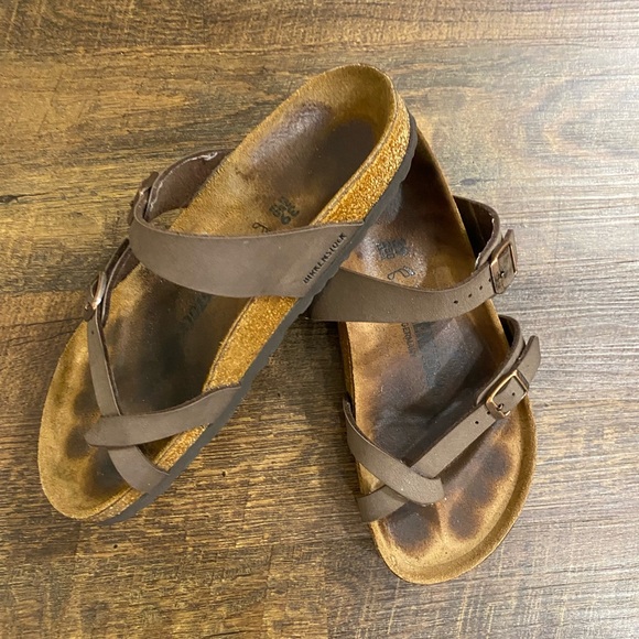 Birkenstock size 39 - Picture 2 of 3